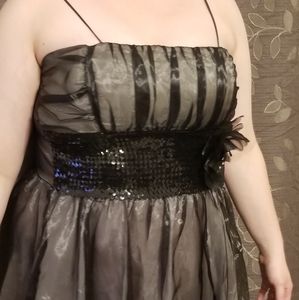 Short black Thea Dora  dance/party Dress